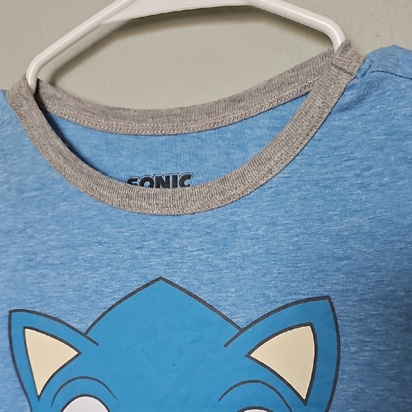 Sonic The Hedgehog Sequin Glasses Kids Blue Short Sleeve Ringer T-Shirt - Picture 2 of 7